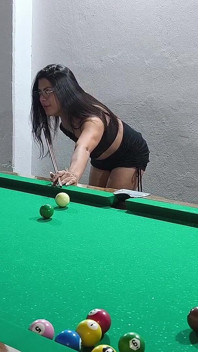 3 teman di pelacur bermain kolam renang