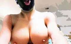 Ben kadın kılıklı aptal sürtük