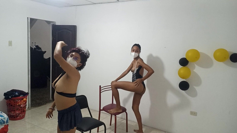 NEGRITA SEXY: Teman lesbian saya pulang ke rumah dan kami menjadi sangat...