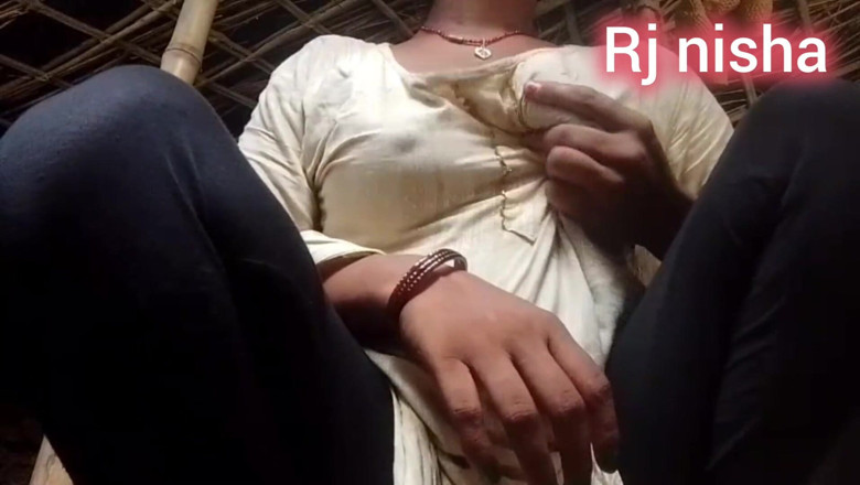 RJ NISHA: Masturbate Indian Bhabhi by Fingers