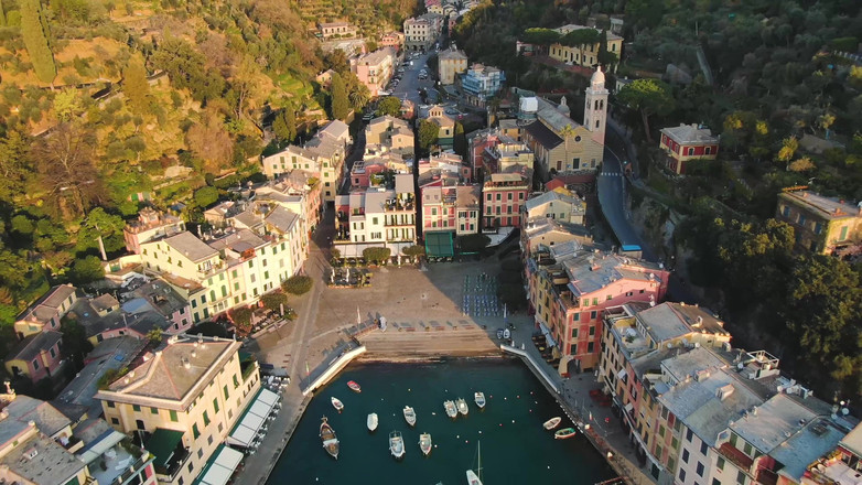 Jet sex prod: Zostaje porzucona na plaży