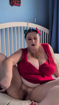 Versautes rollenspiel, orgasmus, dildo lutschen und ficken - solo-mädchen