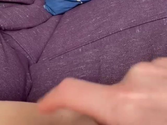 Rubbing Fingering My Wet Pussy Amazing Moaning Orgasms (YoungEnglishBBW)