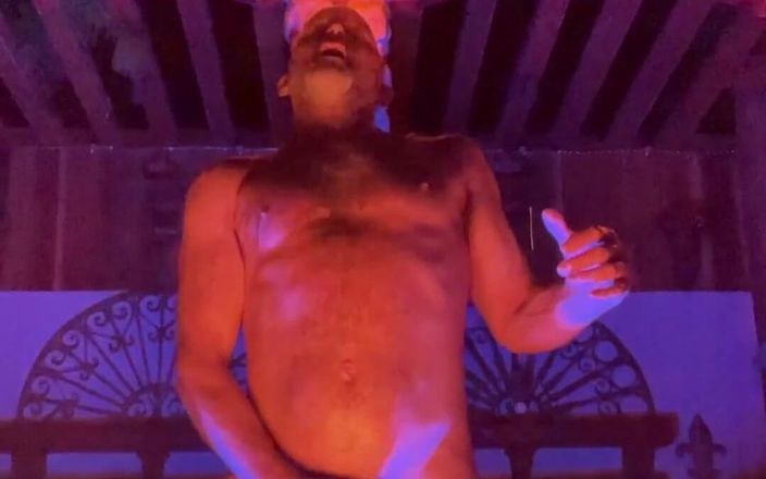 Tantric Fitness: Soğuk bir gece ama yine de dışarıda mastürbasyon yapmak istedim