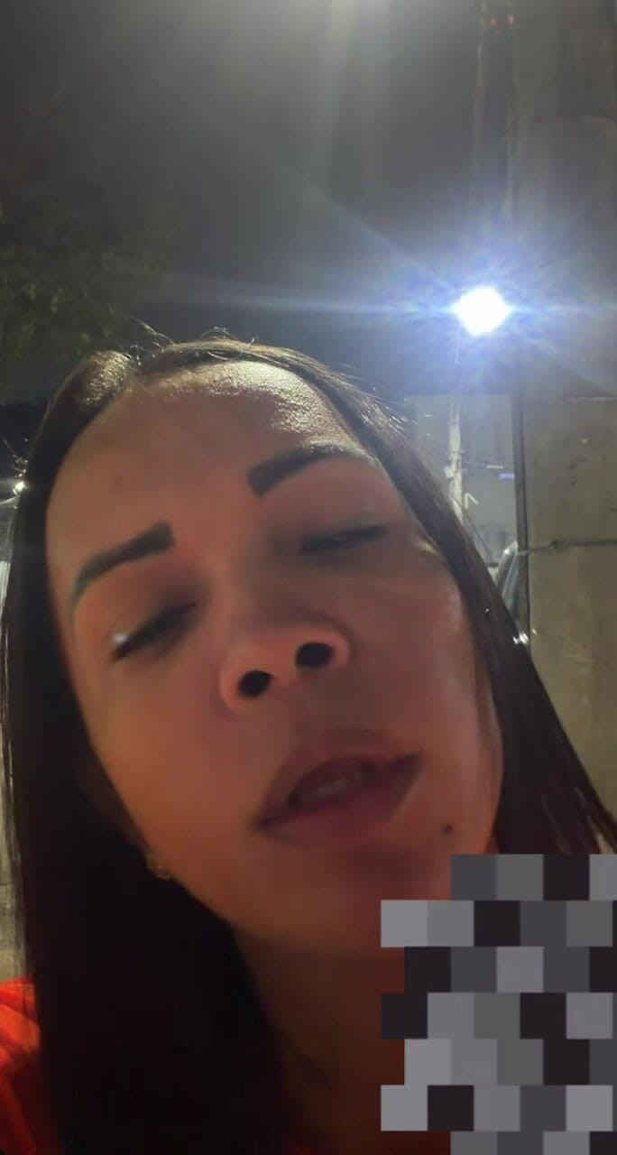 Renata Frazao: 영상 통화