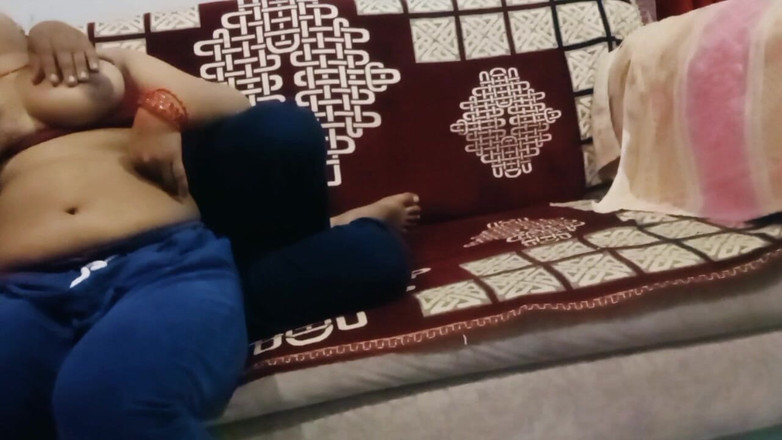 Manjushukla: Teman wanita