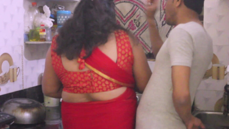 Indian porno creator: Ấn Độ làm tình tại nhà sasur và bahu làm tình...