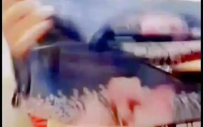 khader M: La femboy si prepara per incontrare il suo ragazzo