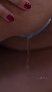 Wetting Squirting Footsie Lesbian