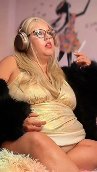 Steaming Hot JOI with Brazilian MILF BBW Goddess in Gold
