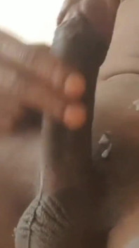 Nata4sex si sega e sborra duramente