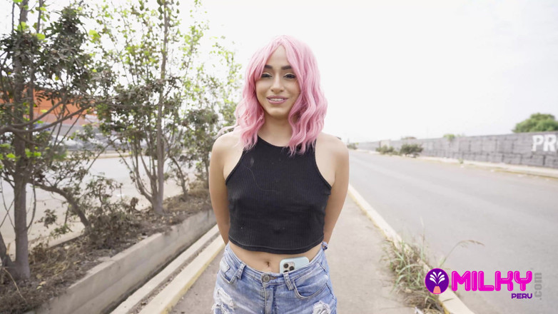 Milky Peru: Sasha Adalah Penghibur Pesta, Peru Ketemu Tantangan Hot