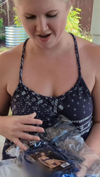Rewarding My Neighbor with a Blowjob for Returning My Mail