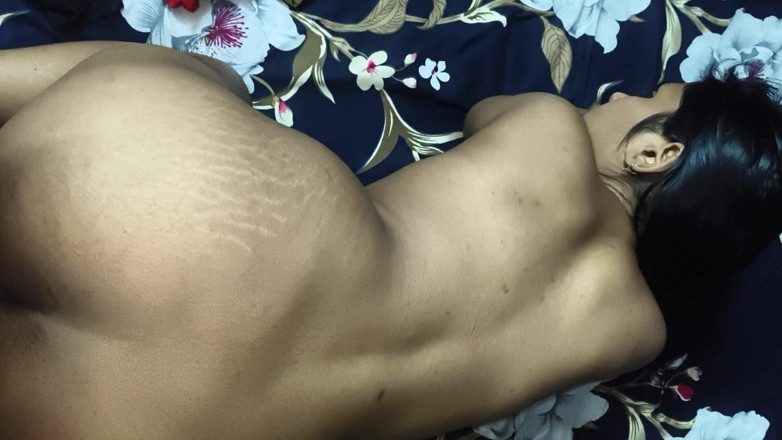 Couplemastiii: Esposa fode anal por garoto em casa