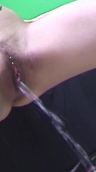 Hermoso coño meando