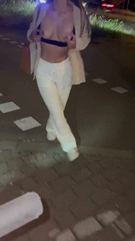 Asked Random Girl to Show Me Her Tits