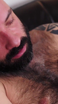 BEARFILMS - Donathan Dramis wbity przez wielkiego niedźwiedzia po bj