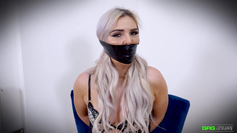 Gag Attack: Roxee - Tegaderm tep gala ghont diya gaya