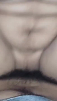 Carina desi indiana bella sorellastra viene scopata con un enorme fratellastro parte -2