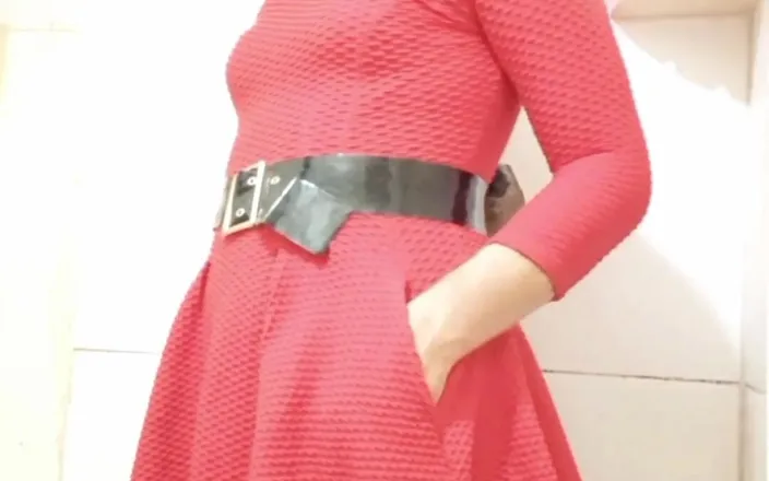 CarolCrossBsB: Carol in Red Dress