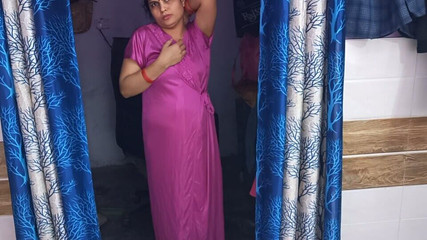 Pyaripooja22: Cuplu drăguț indian care face sex în secret în Cămașă roșie