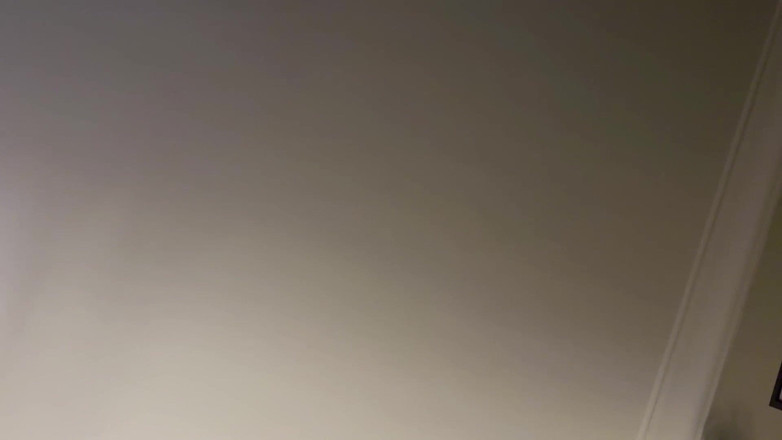 HisSlutyWife: Velká prsa děvka MILF dostane bušení
