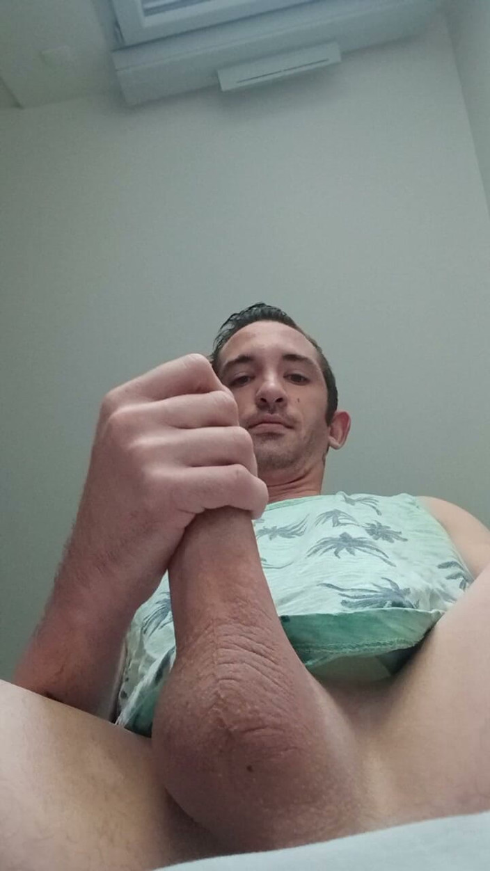 Alexis bondoux: Xxl Penis of a Young Guy with His Big Cumshot