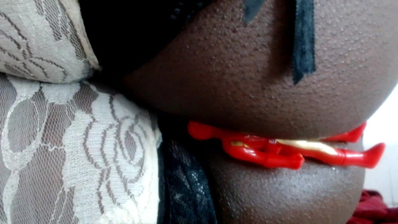 Maeling: Oily Hero Ass-fyxiation - Ignorant Giantess, Spiderman, Ass Crushing