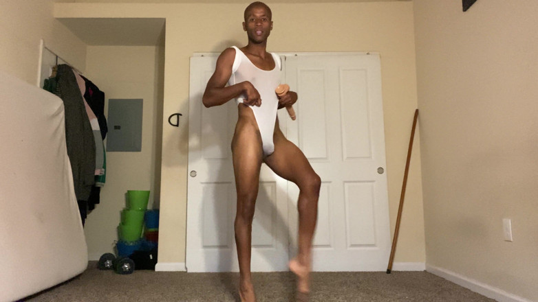 Karma Rainbow Smith D: Andrógino crossdresser - versículo