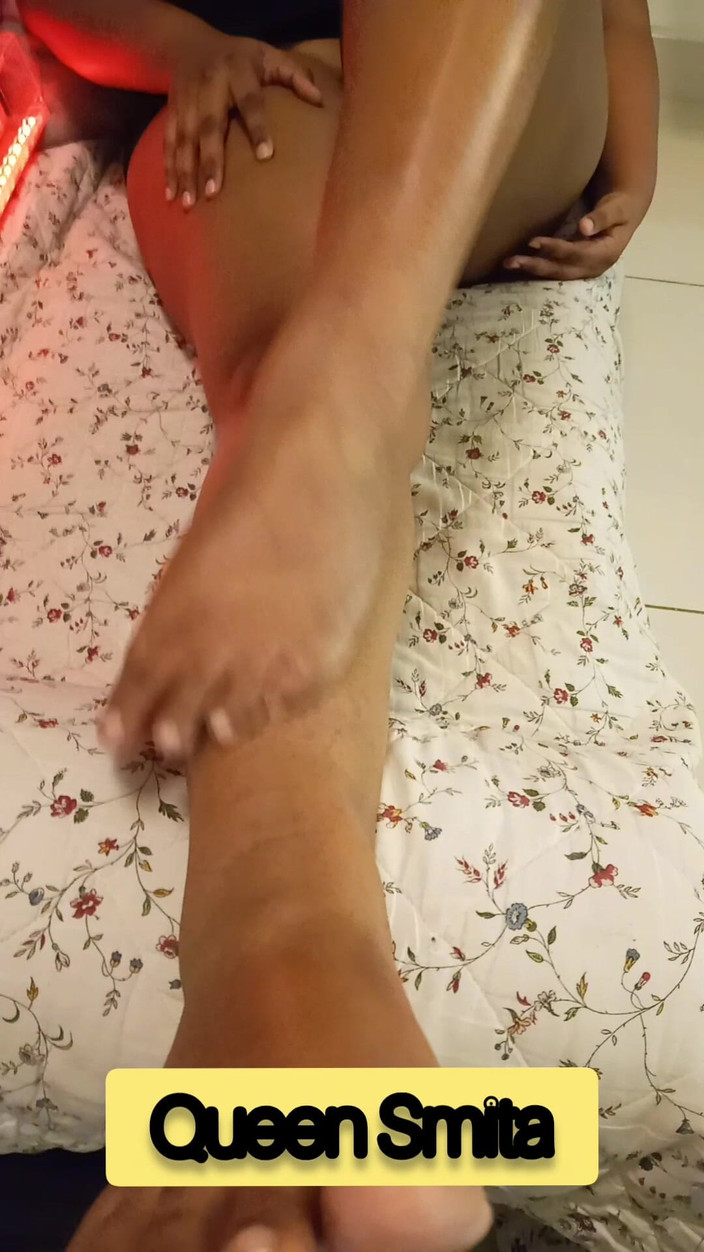 Goddess Silk Smita: Mistress Smita video dominazione (malese - 20 minuti)