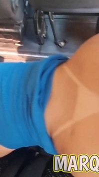 Oprava dodávky s jeho zadkem - MILF anální creampie 1