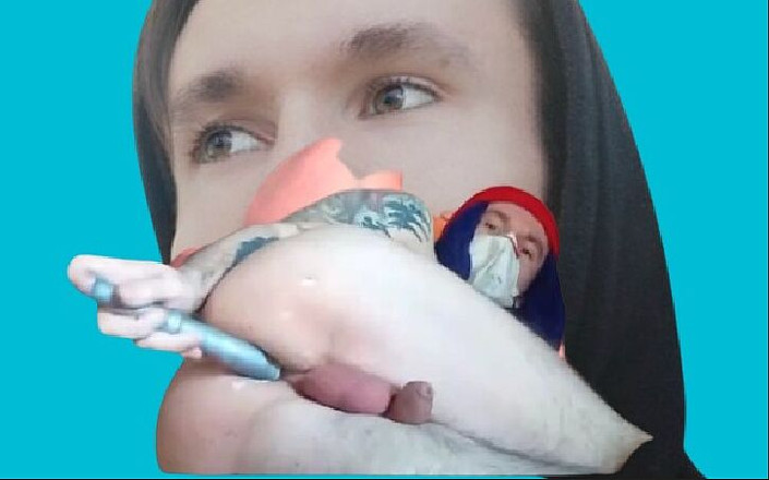 SexyBoyGay2023: 直男处女把巨大的物体塞进他的菊花 - 梦到两根鸡巴同时插他的菊花