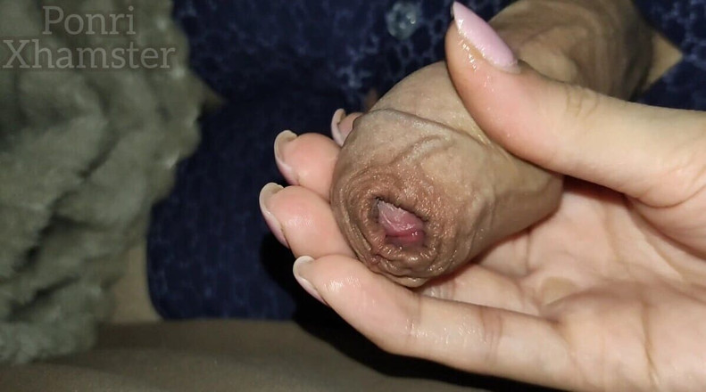 Milasha Ponri: Ngocok kontol pelan-pelan. Milasha Ponri