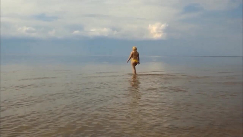 RedRoseRus: Bikinili plaj 2