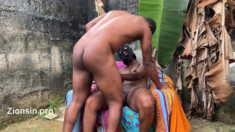 Zion: Afrikanischer Outdoor-heißer Fick Bei Heißem Wetter