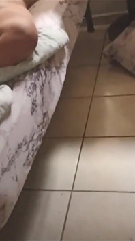 Üvey annem odasında