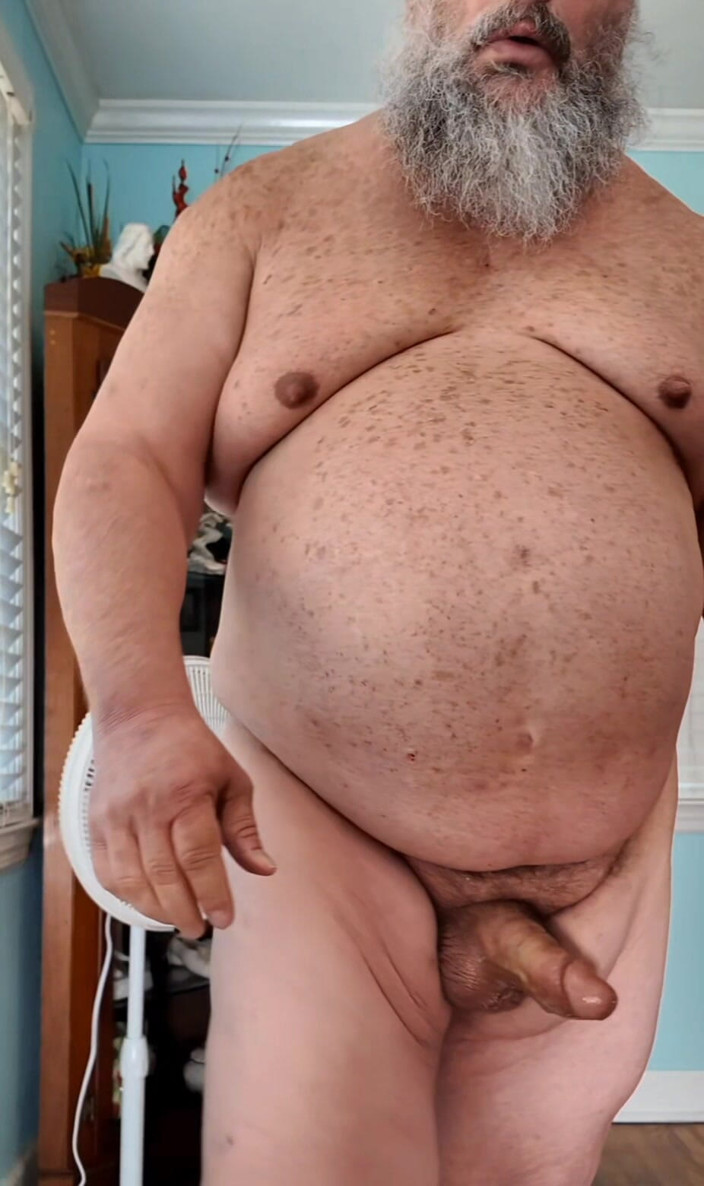 GeneWadexxx: Big Bear Cums