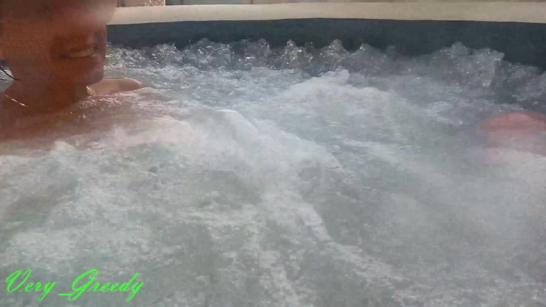 Les Gourmands: Моя жена сосет у меня в спа и глотает всю мою сперму, не теряя ни капли