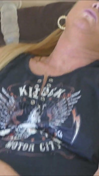 creampie POV jebanie po pieprzeniu dildo i ssaniu innego z zerżnięte rajstopy