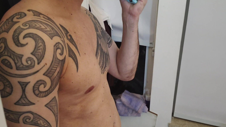 Tiffany Montavani: Stepson sniffing his stepmother's panties