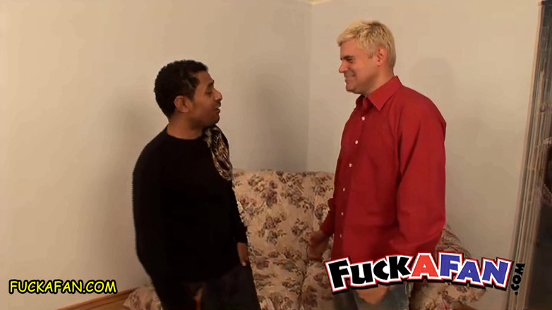 Fuck a Fan: Fuck a fan – Rick’s pussy licking skills stun PAWG college...