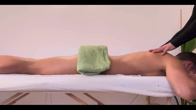 Twohotb: Teil1: Es ist ein Vergnügen, diese Art von Massage zu...