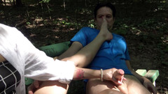 Femdom Sex: Fuß riechender handjob!