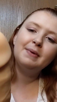 Un collega succhia l'amico