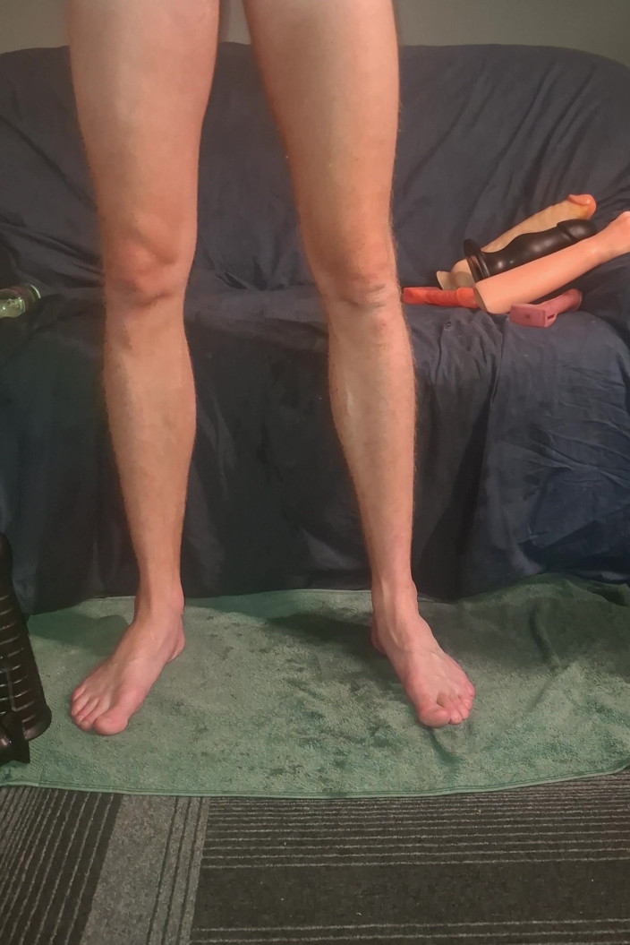NoFace Twink X: Solo Male Extreme Anal Dildo - Huge Toys