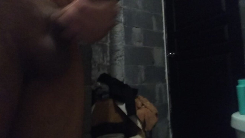 AlexAlejandro13: Pervertido En El Baño