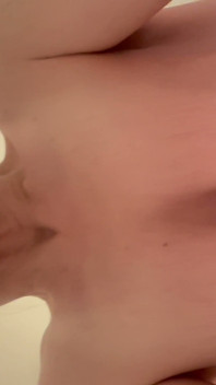 POV Reifes reiten und kommen und hart in Missionarsstellung mit dicken möpsen hüpfen und creampie.