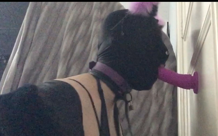 KezzaFurCoat: Кожаный комбинезон и мех