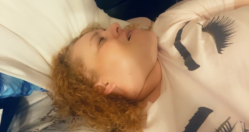 Curvyliz9: Video chat