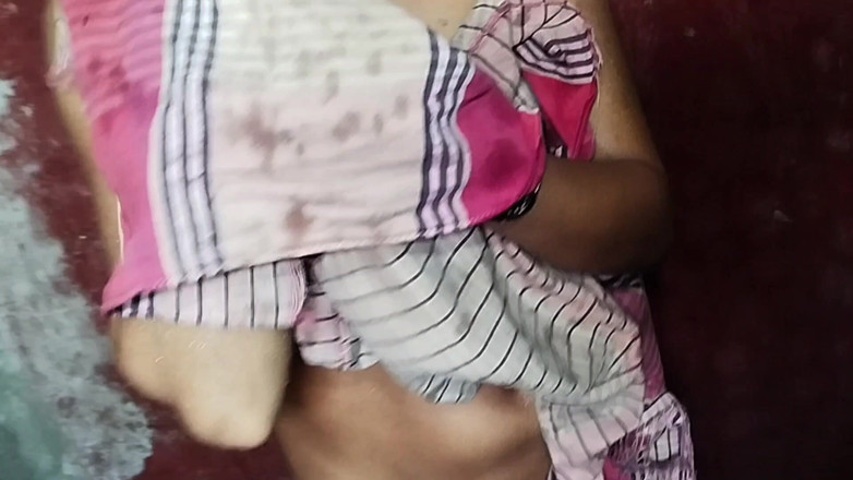 Deshi women: Beautiful Tasnim Is Showing off Her Lovely, Attractive Breasts, Her...